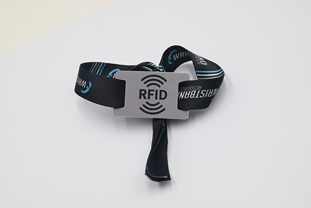 Pvc卡怎么制作？何為pvc材質(zhì)卡片？