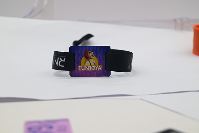  專業(yè)校園卡制作，磁條卡制作，貨發(fā)全國！