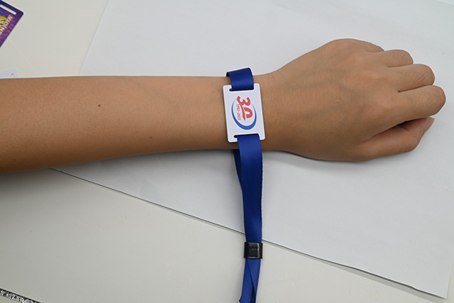 醫(yī)院就診卡比較適合使用哪種類型的讀卡器呢